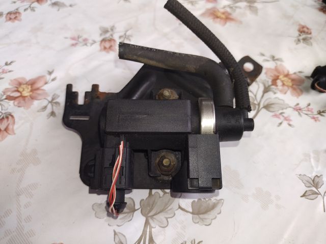 bontott VW PASSAT B5 Turbó Vákum Szelep