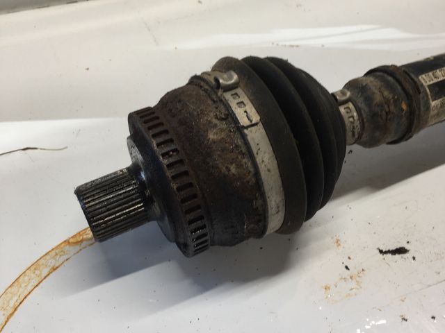 bontott VW PASSAT B5 Bal Féltengely