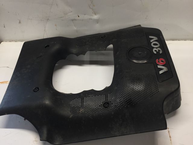 bontott VW PASSAT B5 Felső Motorburkolat