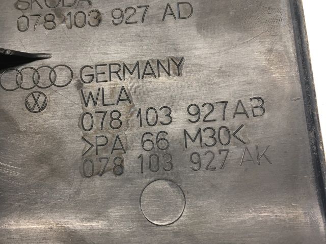 bontott VW PASSAT B5 Felső Motorburkolat