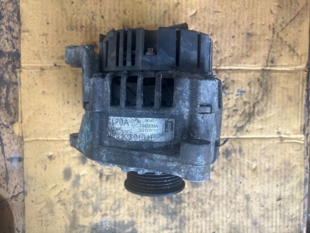 bontott VW PASSAT B5 Generátor