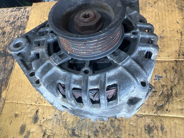 bontott VW PASSAT B5 Generátor