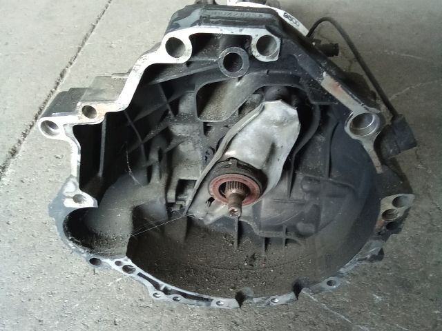 bontott VW PASSAT B5 Váltó (Mechanikus)