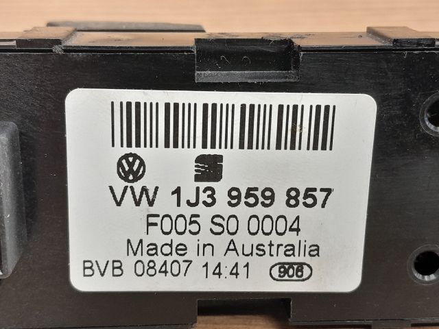 bontott VW PASSAT B5 Ablakemelő Kapcsoló Négyes / Kettes