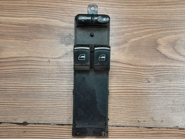 bontott VW PASSAT B5 Ablakemelő Kapcsoló Négyes / Kettes