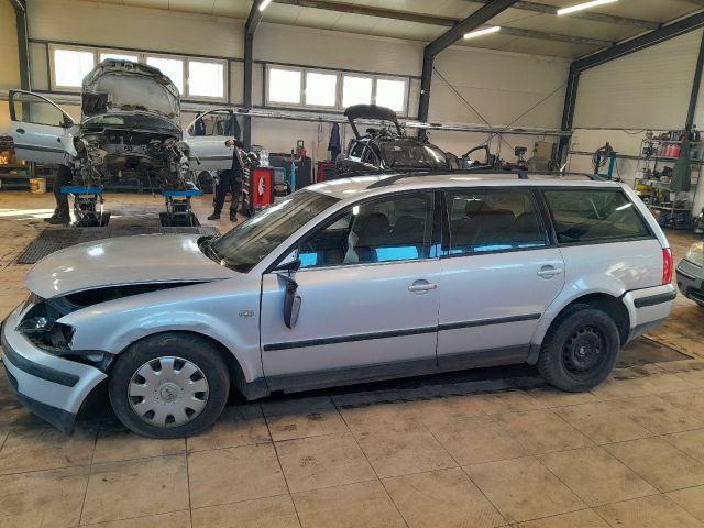 bontott VW PASSAT B5 Ablakemelő Kapcsoló Négyes / Kettes