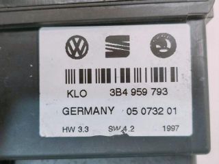 bontott VW PASSAT B5 Ablakemelő Kapcsoló Négyes / Kettes