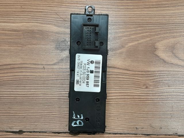 bontott VW PASSAT B5 Ablakemelő Kapcsoló Négyes / Kettes