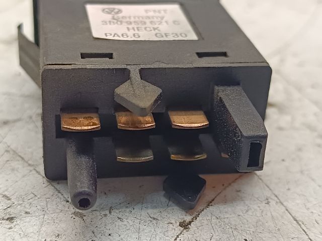 bontott VW PASSAT B5 Ablakfűtés Kapcsoló