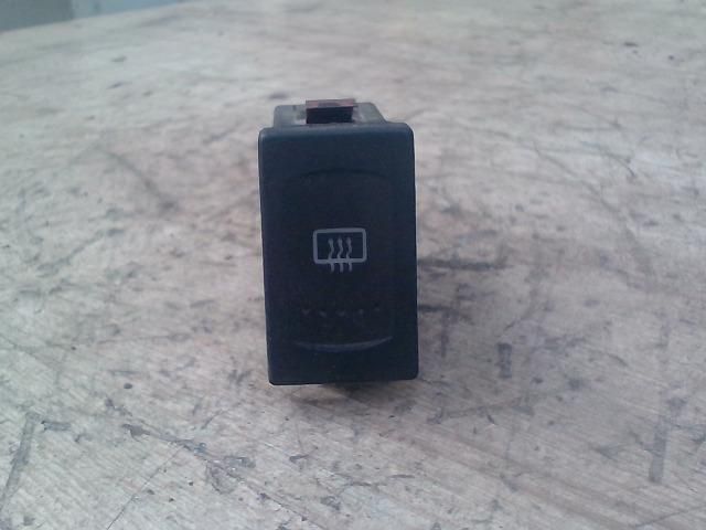 bontott VW PASSAT B5 Ablakfűtés Kapcsoló