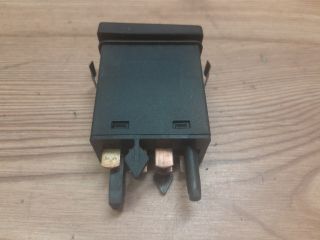 bontott VW PASSAT B5 Ablakfűtés Kapcsoló