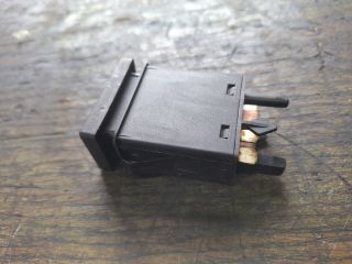 bontott VW PASSAT B5 Ablakfűtés Kapcsoló