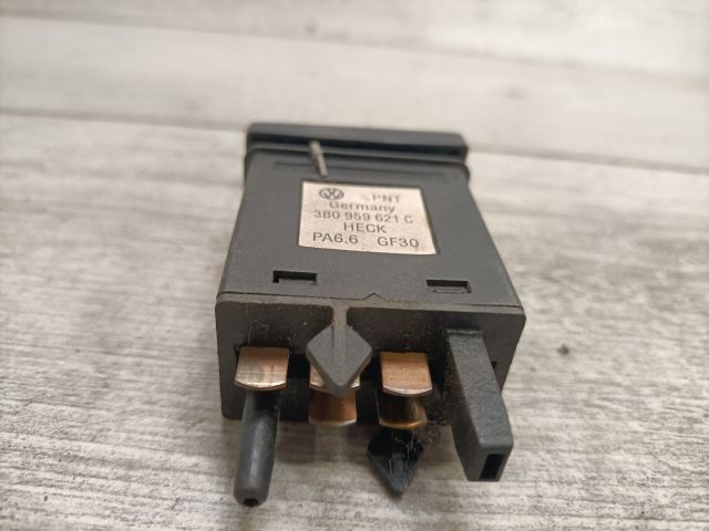 bontott VW PASSAT B5 Ablakfűtés Kapcsoló