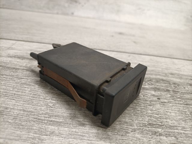 bontott VW PASSAT B5 Ablakfűtés Kapcsoló