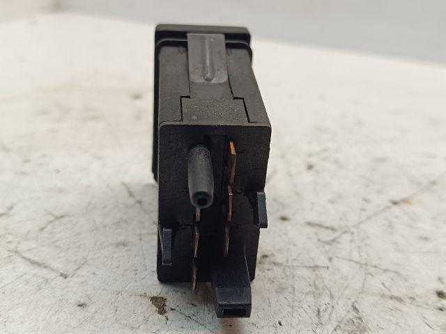 bontott VW PASSAT B5 Ablakfűtés Kapcsoló