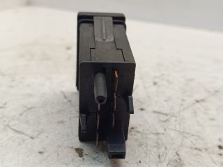 bontott VW PASSAT B5 Ablakfűtés Kapcsoló