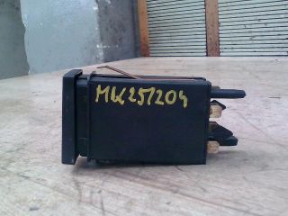 bontott VW PASSAT B5 Ablakfűtés Kapcsoló