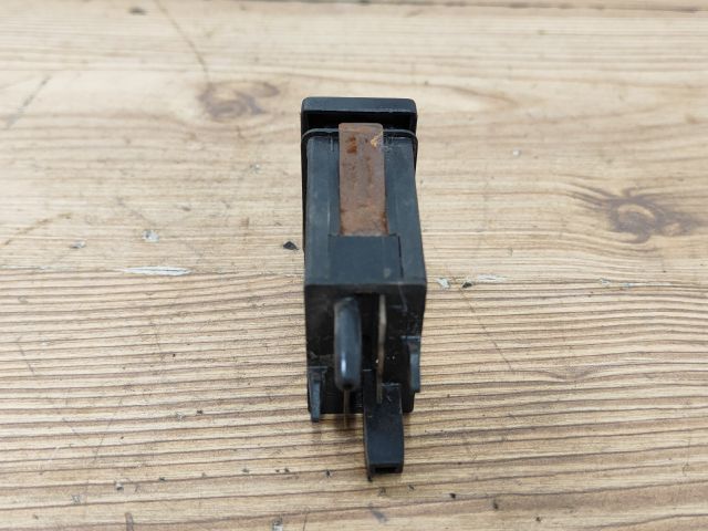 bontott VW PASSAT B5 Ablakfűtés Kapcsoló