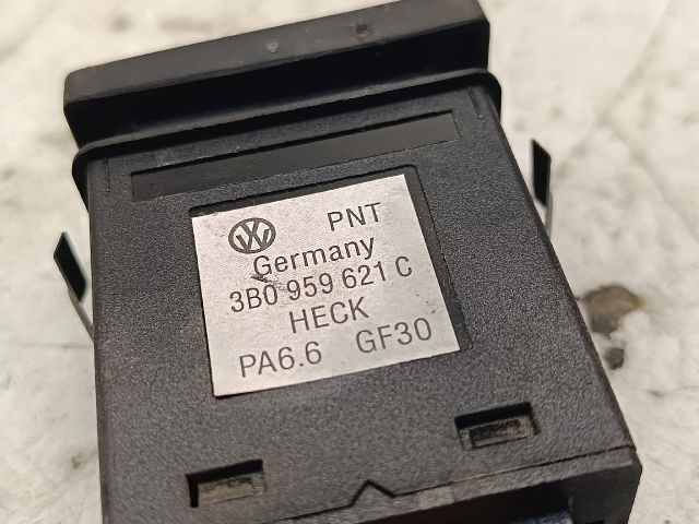 bontott VW PASSAT B5 Ablakfűtés Kapcsoló