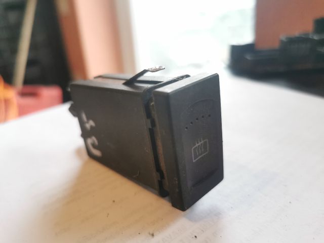 bontott VW PASSAT B5 Ablakfűtés Kapcsoló