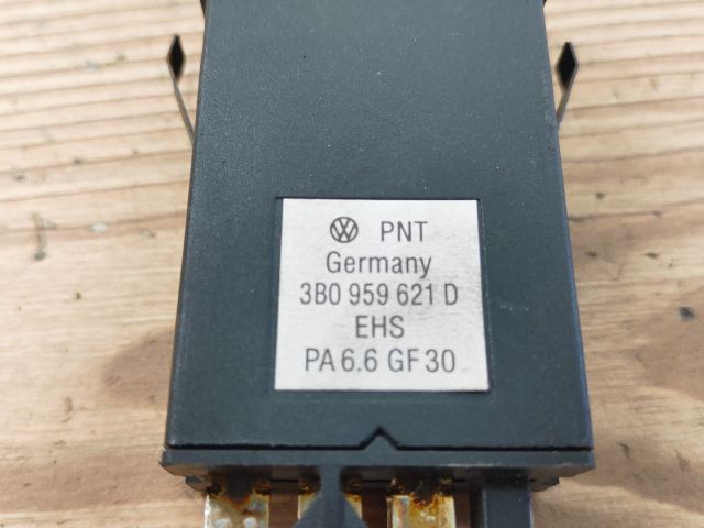 bontott VW PASSAT B5 Ablakfűtés Kapcsoló