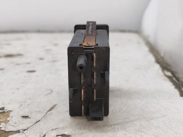 bontott VW PASSAT B5 Ablakfűtés Kapcsoló