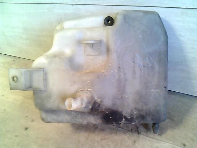 bontott VW PASSAT B5 Ablakmosó Tartály