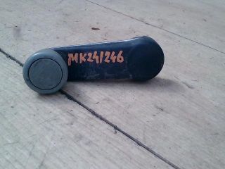 bontott VW PASSAT B5 Ablaktekerő Kar (Pozíciófüggetlen)