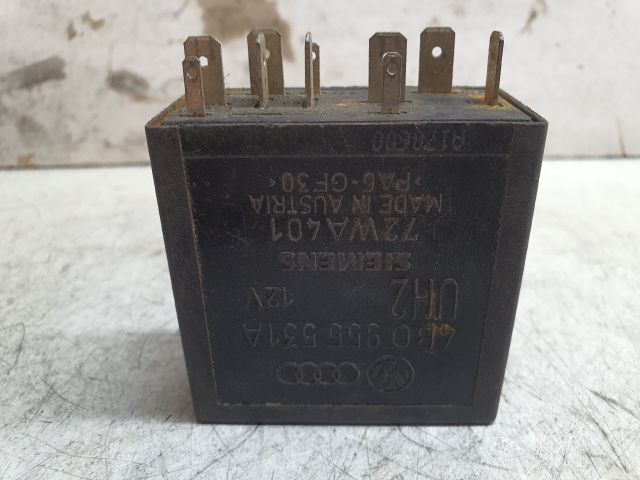 bontott VW PASSAT B5 Ablaktörlő Relé