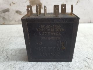 bontott VW PASSAT B5 Ablaktörlő Relé