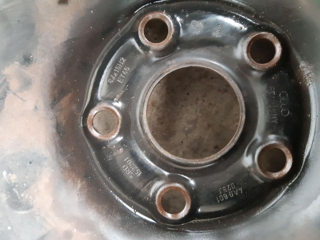 bontott VW PASSAT B5 Acélfelni Szett Gumival