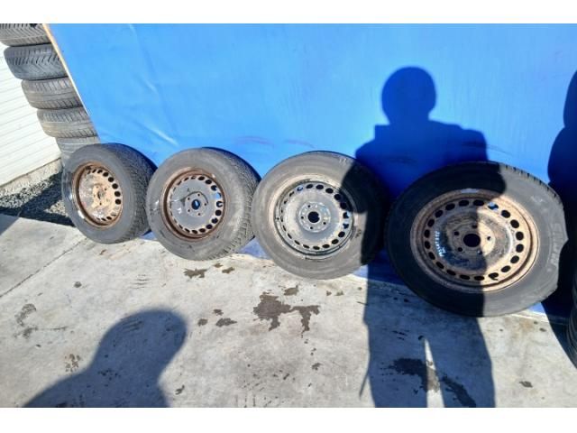 bontott VW PASSAT B5 Acélfelni Szett Gumival