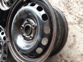 bontott VW PASSAT B5 Acélfelni Szett Gumival