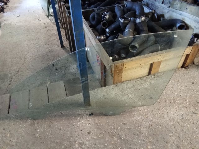 bontott VW PASSAT B5 Bal első Ablak