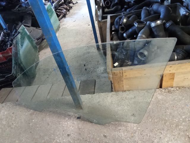 bontott VW PASSAT B5 Bal első Ablak