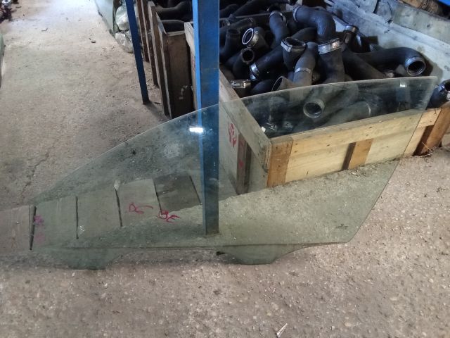 bontott VW PASSAT B5 Bal első Ablak