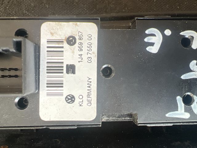 bontott VW PASSAT B5 Bal első Ablakemelő Kapcsoló