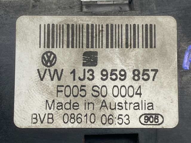 bontott VW PASSAT B5 Bal első Ablakemelő Kapcsoló
