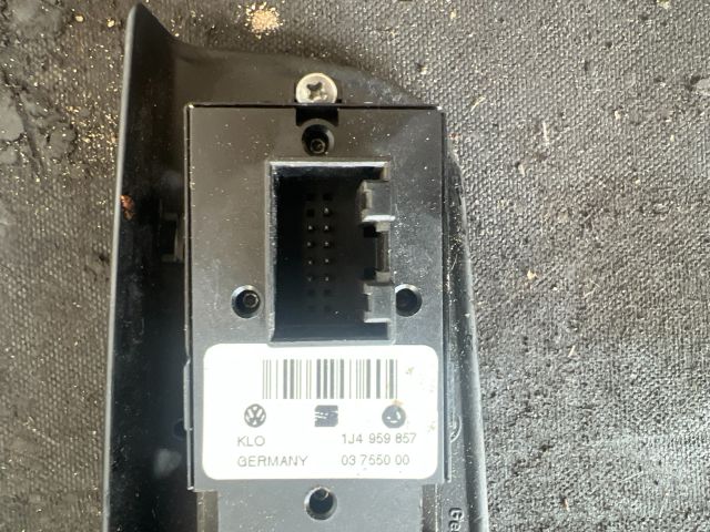 bontott VW PASSAT B5 Bal első Ablakemelő Kapcsoló