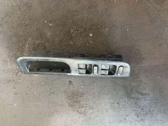 bontott VW PASSAT B5 Bal első Ablakemelő Kapcsoló