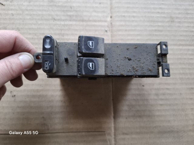 bontott VW PASSAT B5 Bal első Ablakemelő Kapcsoló