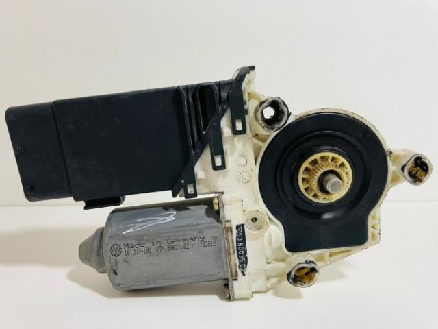 bontott VW PASSAT B5 Bal első Ablakemelő Motor