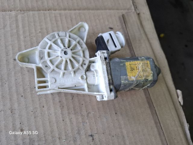 bontott VW PASSAT B5 Bal első Ablakemelő Motor