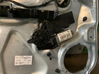 bontott VW PASSAT B5 Bal első Ablakemelő Szerkezet (Elektromos)