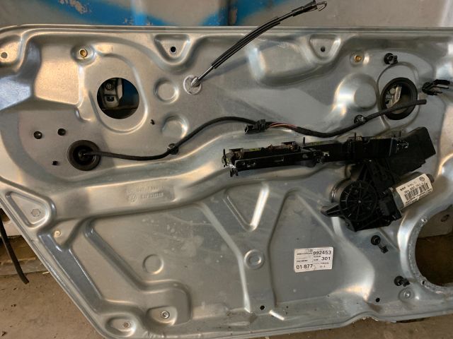 bontott VW PASSAT B5 Bal első Ablakemelő Szerkezet (Elektromos)