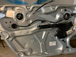 bontott VW PASSAT B5 Bal első Ablakemelő Szerkezet (Elektromos)