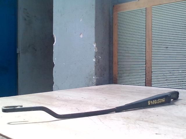 bontott VW PASSAT B5 Bal első Ablaktörlő Kar