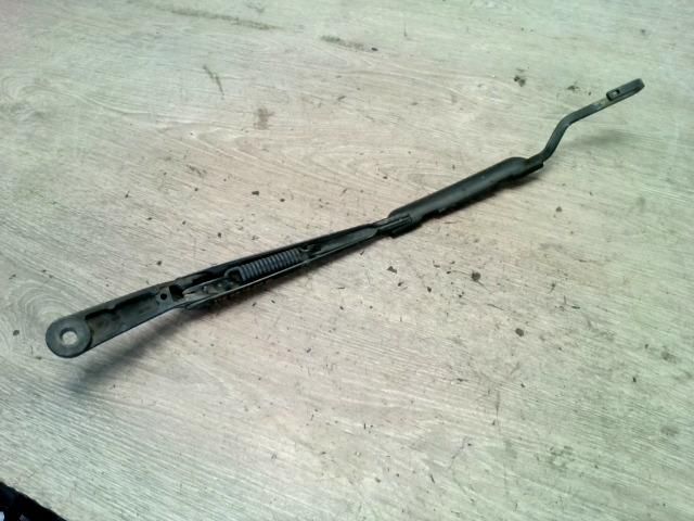 bontott VW PASSAT B5 Bal első Ablaktörlő Kar