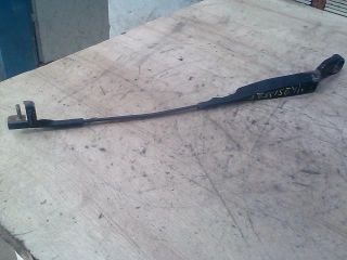 bontott VW PASSAT B5 Bal első Ablaktörlő Kar