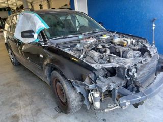 bontott VW PASSAT B5 Bal első Ajtó (Üres lemez)